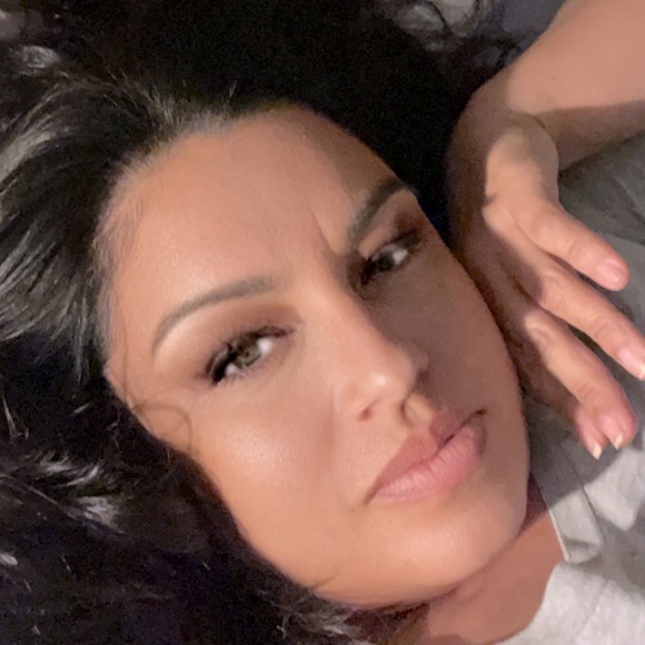 Meet your Posher, Angelita - Picture 1 of 2